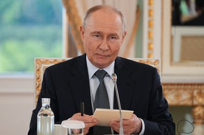 Der russische Präsident Wladimir Putin gab sich vor internationalen Journalisten zuversichtlich.