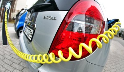 Ob Benzin, Diesel oder Batteriestrom: Energie muss sein, damit das Auto sich bewegt. 