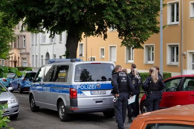 Ein 38-Jähriger ist auf der Heinrich-Schütz-Straße verletzt worden. 
