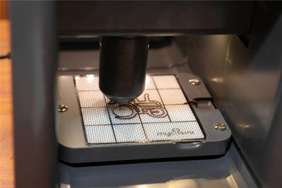 Der Schokoladen-3D-Drucker bei der Arbeit.