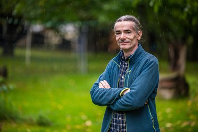 Thomas Freitag ist Geschäftsführer des Steinbeis-Transferzentrums, hat auch selbst Blockheizkraftwerke geschraubt und Wärmepumpen installiert.