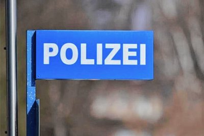 Die Polizei Chemnitz hat die Ermittlungen gegen einen 39-Jährigen wegen des Verdachts des Handels mit Betäubungsmitteln eingeleitet.