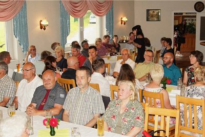 Der Posaunenchor Großwaltersdorf hat am 26. Juni 2023 den Eppendorfer Bürgerpreis erhalten. Die Verleihung fand im voll besetzten Sportlerheim Eppendorf statt. Foto: Gerald Helling