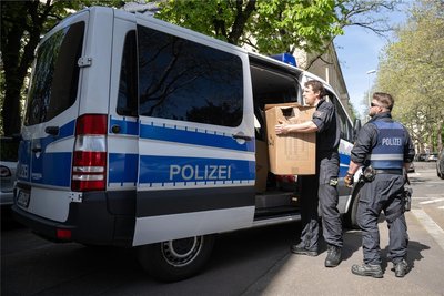 Zuletzt im Mai beschlagnahmet die Polizei bei mutmaßlichen Mafia-Mitgliedern bei einer Razzia in mehreren Bundesländern etliche Kartons an Beweismaterial.
