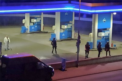 Tatort in Idar-Oberstein: In dieser Tankstelle erschoss ein 49-Jähriger einen 20 Jahre alten Studenten, der hier als Kassierer arbeitete. 