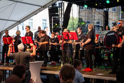 Das Fanfaren- und Trompetenkorps Zschopautal spielte zur Eröffnung.