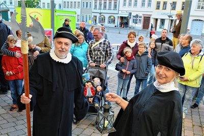 Die Nachtwächter Ines Klein und Gunter Teichert. Foto: Falk Bernhardt 