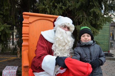 Etienne (8) hatte in Frankenberg nur einen Wunsch: Lego.