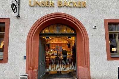 Die Filiale "Unser Bäcker" in der Burgstraße in Freiberg schließt.