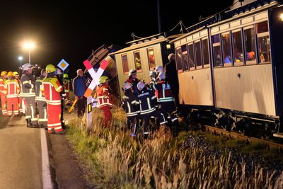 Einsatzkräfte der Region waren sofort in Einsatz. 
