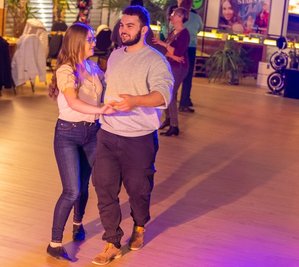 Lange war das Tanzparkett im Tanzstudio 1,2 Step verwaist. Nun wird wieder getanzt. 