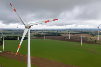 Das Unternehmen Sachsenenergie öffnet den Windpark in Erlau für Besucher.