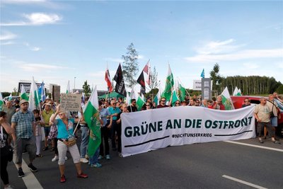 Rund 400 Personen nahmen an der Demonstration der Freien Sachsen teil.