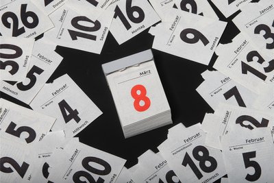Der 8. März gehört einzig den Frauen. Unternehmen handhaben es aber unterschiedlich, wenn es um Geschenke geht.