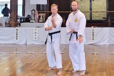Marcus Hillinger (rechts) und Tobias Batzendorf konnten bei der 64. Butoku Sai in Kyoto überzeugen.
