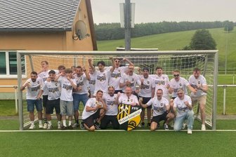 1. Kreisklasse: Meisterschaftsfrage im Erzgebirge entscheidet sich erst am letzten Spieltag - Den Aufstieg haben die Kicker des FSV Pockau-Lengefeld bereits bejubelt. Reicht es auch für die Meisterschaft?