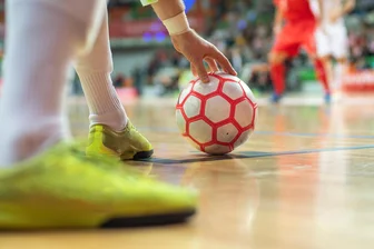 1. Neujahrscup in Wilkau-Haßlau: Fußballerinnen der SpG Wernesgrün/Grünbach/Falkenstein schnappen dem 1. FC Rodewisch Bronze weg -