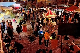10.000 Gäste besuchen Schlossweihnacht - 10.000 Besucher strömten am ersten Adventswochenende auf die Schlossweihnacht in Zwickau. 