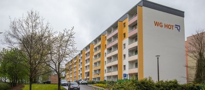 An der Sonnenstraße hat die Wohnungsgesellschaft in Plattenbauten und Außenanlagen investiert. Doch nicht alles findet Beifall