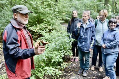 Wolfgang Friese leitete am Samstag eine Pilzwanderung im Wald am Botanischen Garten.