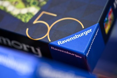 Ravensburger ist vor allem für Gesellschaftsspiele, Puzzles und Sammelkarten bekannt. (Archivbild)
