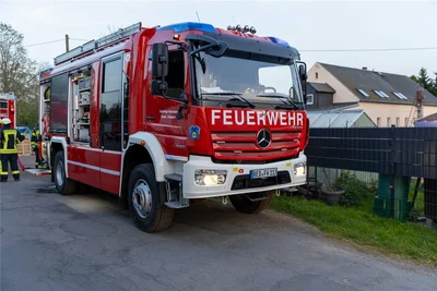 Mehrere Feuerwehren mussten am Dienstagabend zu einem Brand ausrücken.