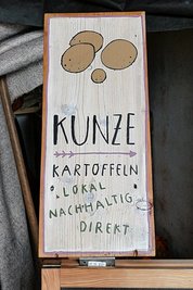Das Logo für den Betrieb stammt von einem Freund.