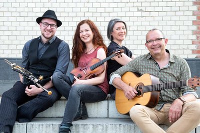 Die Folk-Band Cara spielt zu den Artmontan-Kulturtagen in der Markersbacher Kaverne.