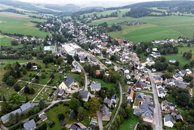 In Crottendorf und Walthersdorf wird am Sonntag zum ersten Dorfflohmarkt eingeladen. Etwa 75 Beteiligte wollen mitmachen.