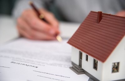 Vorsorge schützt das Lebenswerk: Wer rechtzeitig handelt, sichert nicht nur seine Immobilie, sondern auch die finanzielle Stabilität seiner Familie.
