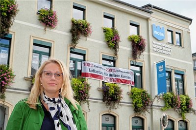 Die Wohnungsbaugesellschaft Reichenbach fordert von der Politik angesichts explodierender Betriebskosten eine sofortige Entlastung der Mieter. Geschäftsführerin Daniela Raschpichler setzt ein Zeichen. 