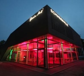 Die Polizei ermittelt wegen der Vorfälle in der Glück-auf-Schwimmhalle.