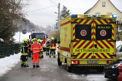 Zu einem Feuerwehreinsatz ist es am Montagnachmittag in einem Wohnhaus im Eibenstocker Ortsteil Sosa gekommen.