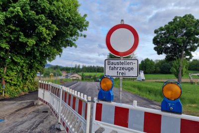 Von der Rodewischer Randsiedlung kommt man derzeit nicht in die Innenstadt - und umgekehrt. Die Arbeiten für den 7. Bauabschnitt der Göltzschtal-Umgehung haben begonnen.