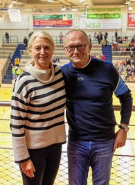 Seit vier Jahren steht Sylvia Wössner als Präsidentin an der Spitze des BSV Sachsen Zwickau. Viel Unterstützung für ihr ehrenamtliches Engagement erhält die 54-Jährige von Ehemann Klaus, der auch selbst zum großen Fan der Handballerinnen geworden ist. 