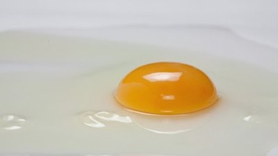 Ei