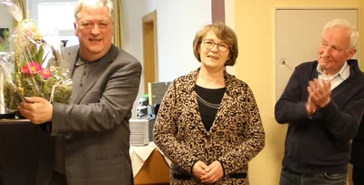 Während der Praxis-Übergabe (v. l.): Dr. Christian Diener, MVZ-Geschäftsführerin Andrea Morzelewski und Dr. Joachim Oelschlegel. 