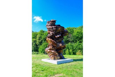 „Stack“ von Tony Cragg in Aue-Bad Schlema.