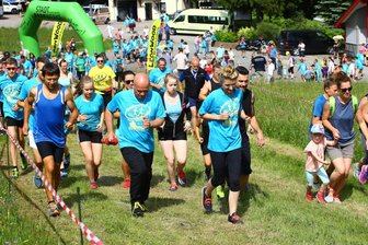 1002 Teilnehmer bei 7. Benefizlauf - Start zur 7. Auflage des Benefizlaufs für krebskranke Kinder in Oberwiesenthal