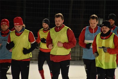 In den ersten beiden Trainingswochen standen bei Flöhas Fußballern auch Laufeinheiten auf dem Programm, die nicht wie hier auf dem Gelände des Auenstadions stattfanden.