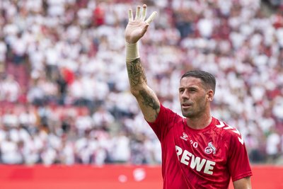 Zuletzt war er Ersatzkeeper beim 1. FC Köln: Philipp Pentke nimmt nun Abschied vom aktiven Profifußball.