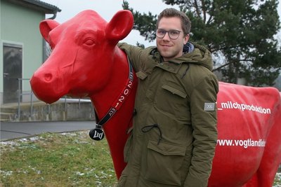  Lucas Wohlrab hat die Kuh gereinigt. Jetzt ist sie eine Werbebotschafterin. 
