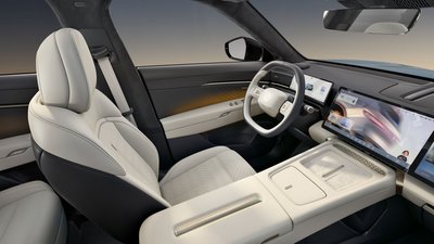Moderner Loungecharakter: So lässt sich das Interieur des VW ID.Unyx 08 auch beschreiben.