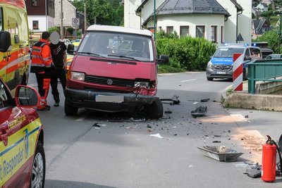 Bei einem Unfall zwischen zwei Fahrzeugen am Dienstag in Bockau ist eine Person verletzt worden.