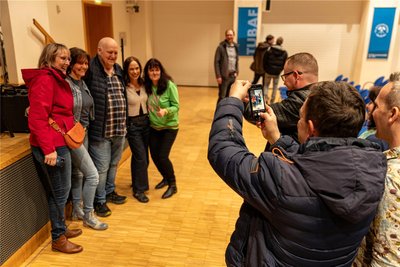Nach dem Auftritt des Entertainers waren Fotos mit ihm sehr gefragt.