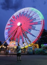 Einen großen Rummel mit Riesenrad soll es im September 2023 in Aue geben. Dann feiert die Stadt den im Jahr 2020 ausgefallenen Sachsentag nach. 