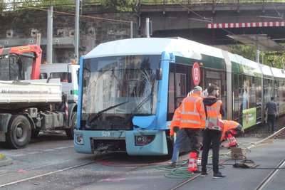 Drei Fahrzeuge waren von der Kollision am Mittwoch betroffen.