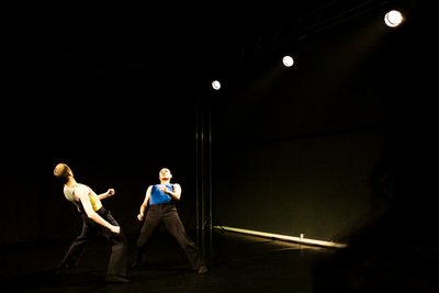 Jack Bannerman und Gavin Law mit "Fühlen Sie sich zu Hause?".