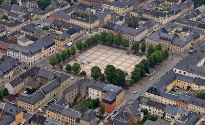 
              <p class="artikelinhalt">In der Marienberger Innenstadt sind gegenwärtig 86 Einzelhandelsbetriebe mit einer Gesamtverkaufsfläche von 4470 Quadratmetern ansässig.</p>
            