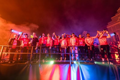 Energie Cottbus feiert den Aufstieg in die zweite Liga.